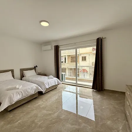 Appartamento New Apartment! Walking Distance To The Three Cities By Sf Homes