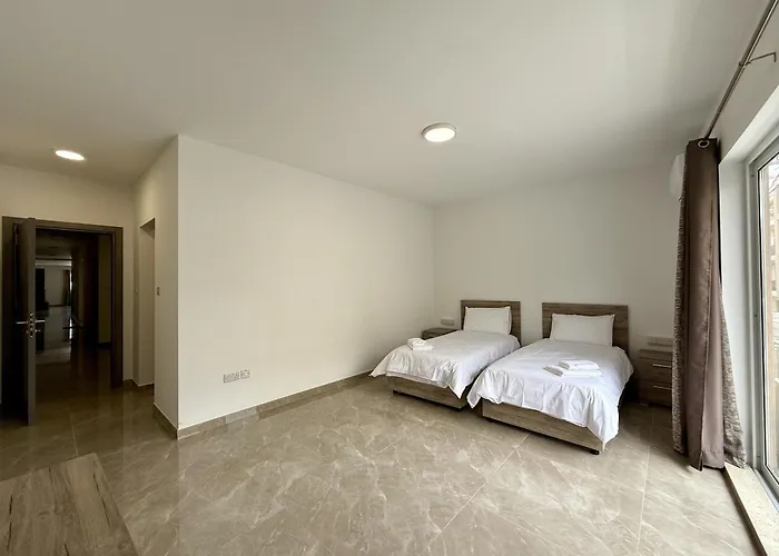 New Apartment! Walking Distance To The Three Cities By Sf Homes Appartement Il-Fgura