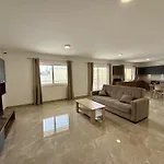 New Apartment! Walking Distance To The Three Cities By Sf Homes Fgura