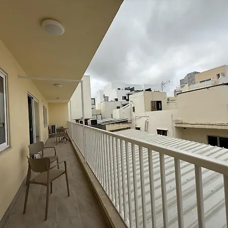 New Apartment! Walking Distance To The Three Cities By Sf Homes