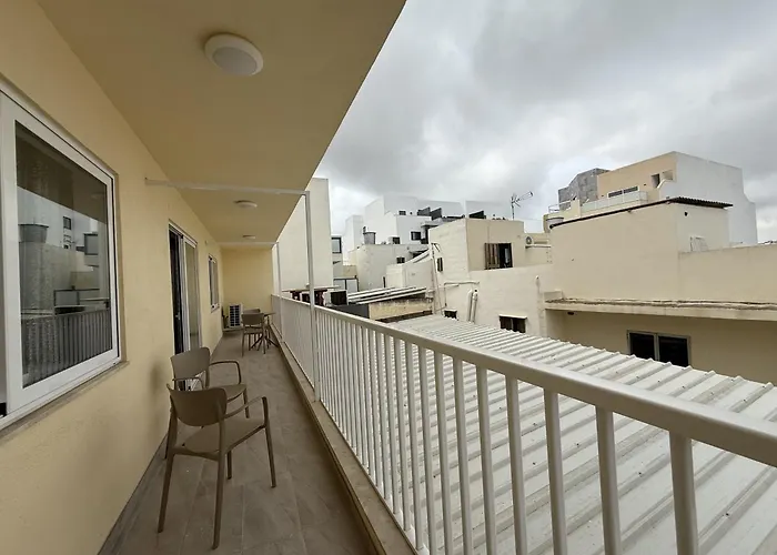 New Apartment! Walking Distance To The Three Cities By Sf Homes