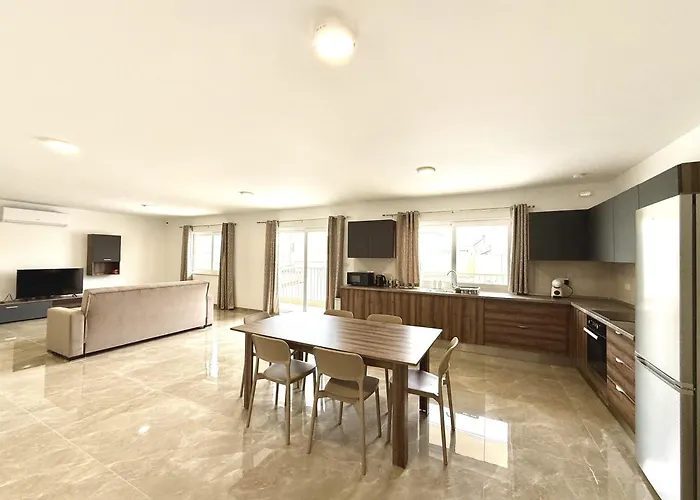 New Apartment! Walking Distance To The Three Cities By Sf Homes Il-Fgura